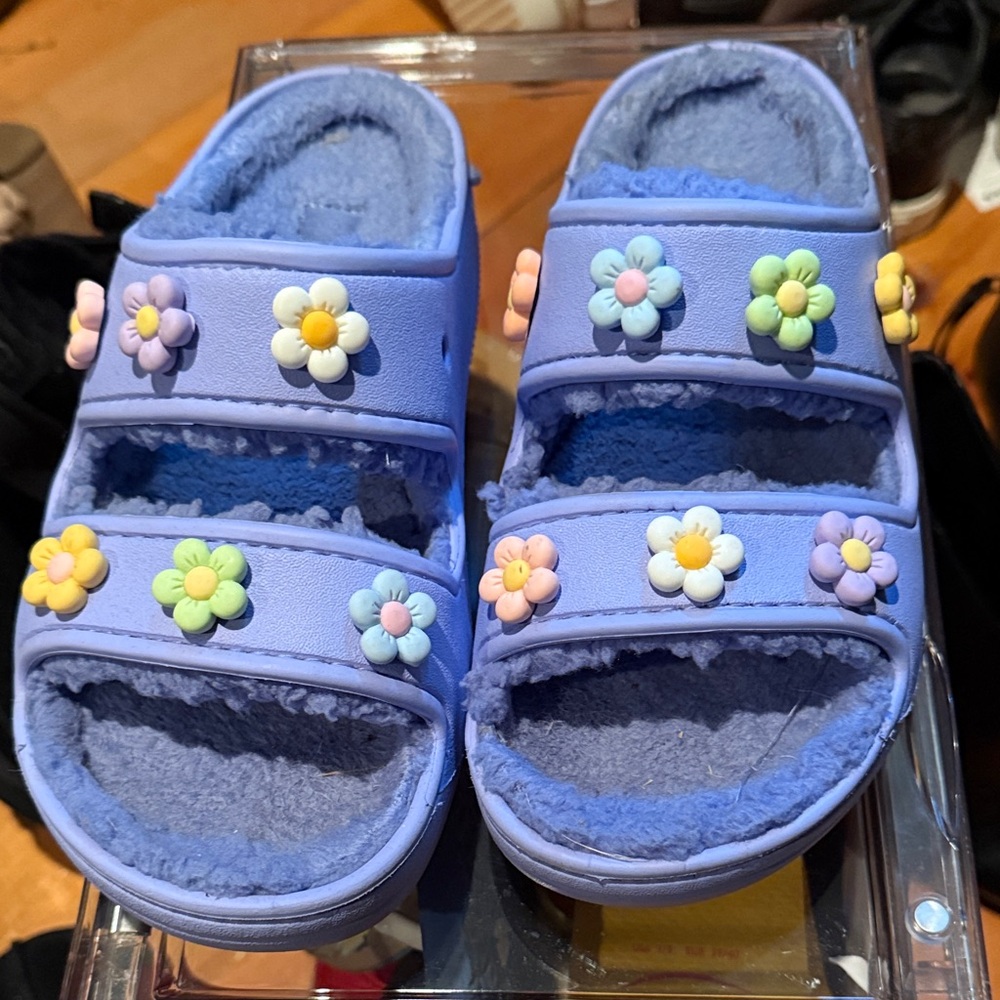 CROCS Blue Floral Sandals